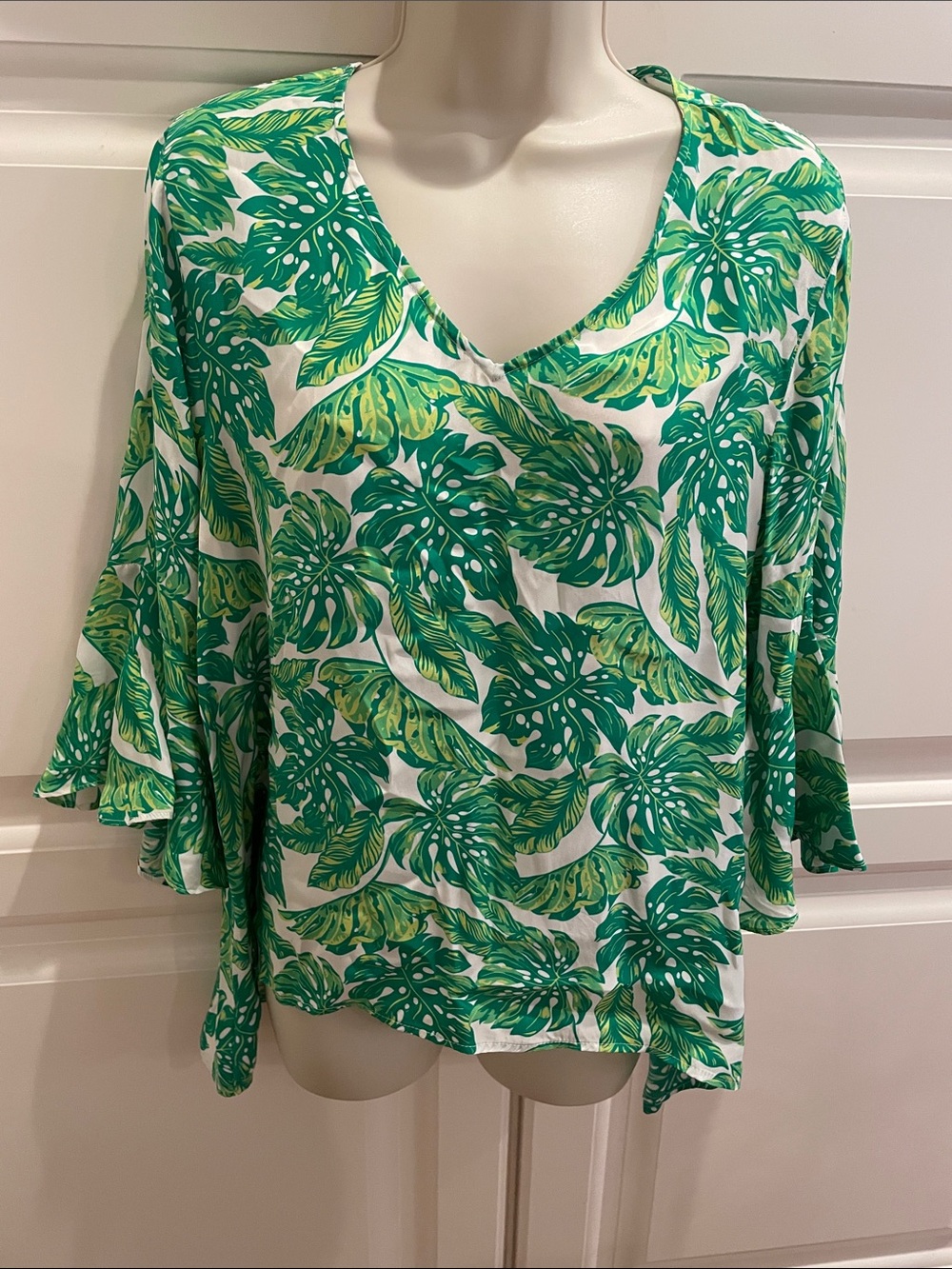 La Roque silk palm print blouse sz m